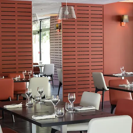 Hotel Le De Clairefontaine 3*